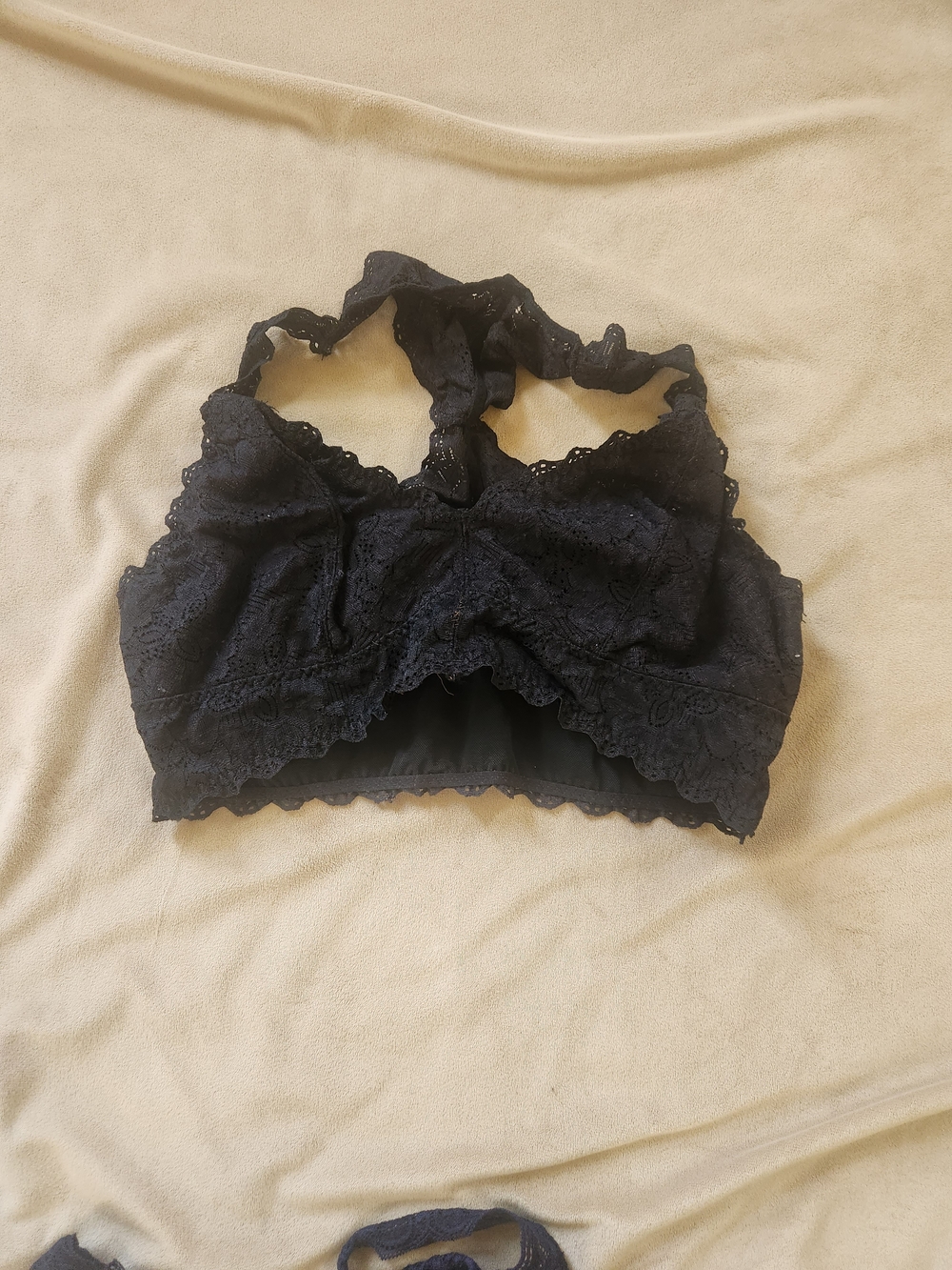 Felina Black Lace Bralette With Scalloped Trim